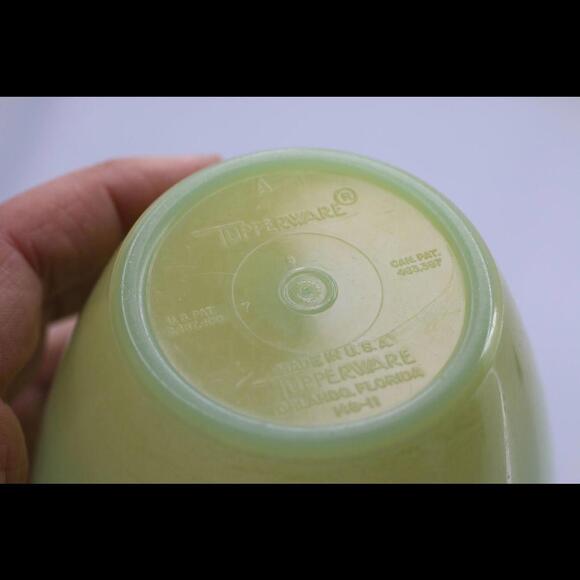 Lot of tupperware refrigerator bowls servalier 14oz 148-11 148-5 no lid Camping - Picture 9 of 12